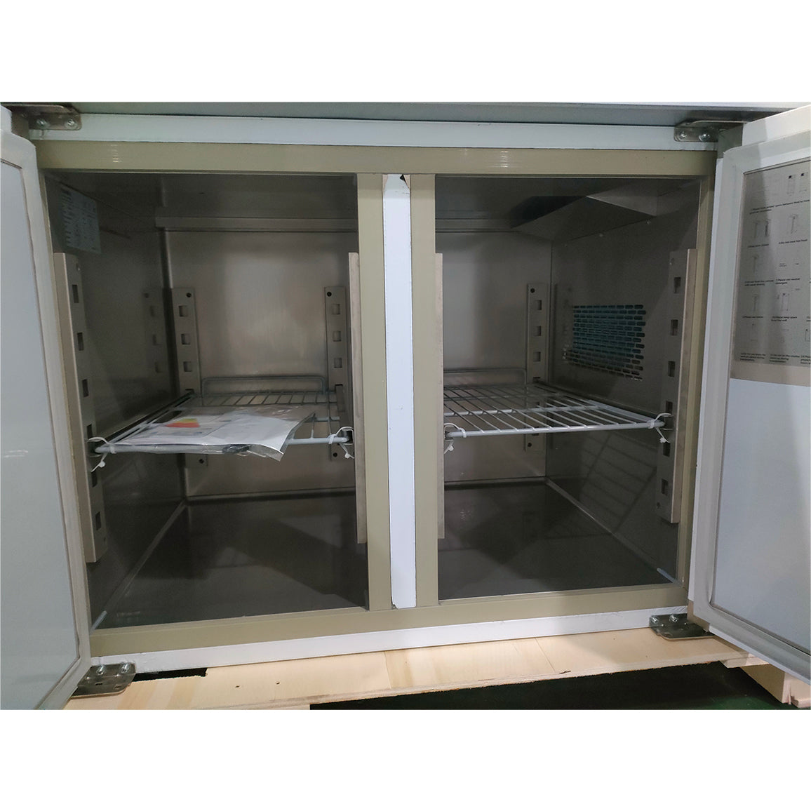 221015 - 2 Door Freezer Counter - 272L (GN2100BT)