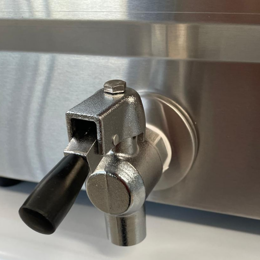 161011 - Countertop Electric Fryer - 2 x 16 Litre Twin Tank with Tap